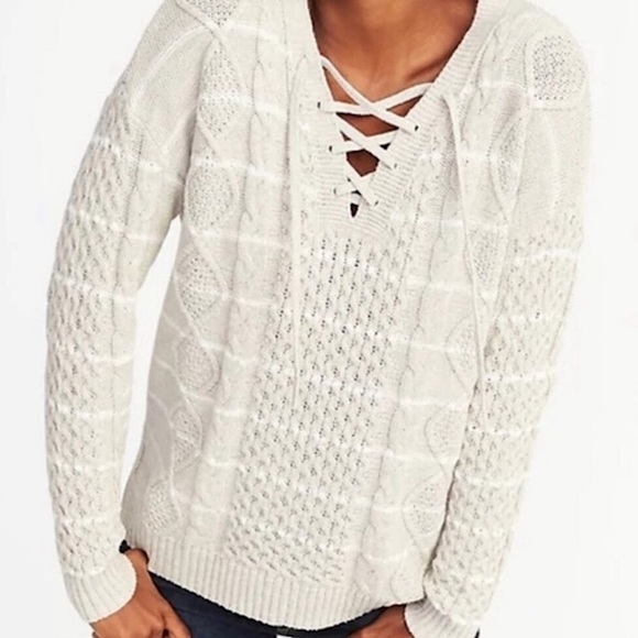 OLD NAVY • Women’s Ivory Cable Knit Lace Up Sweater - Picture 7 of 10
